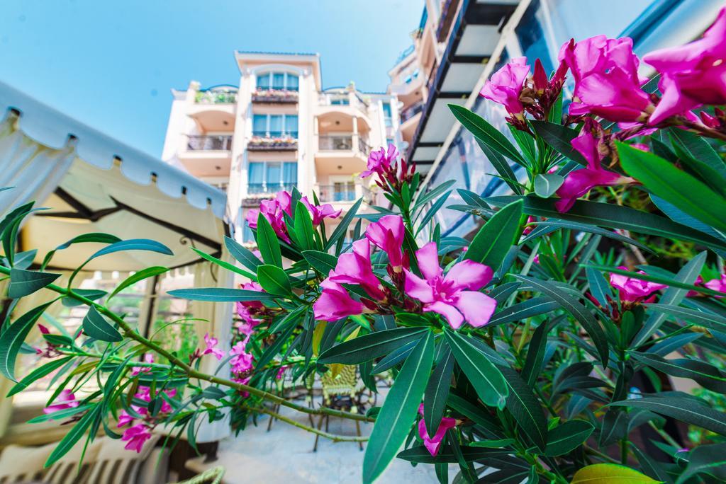 Romance Marine Aparthotel סאני ביץ' מראה חיצוני תמונה